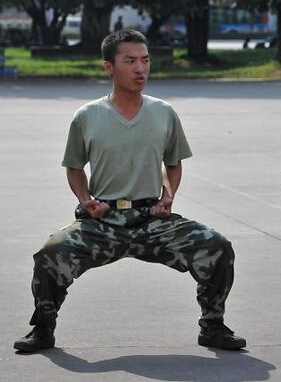 蹲马步可以瘦腿吗 蹲马步有什么好处