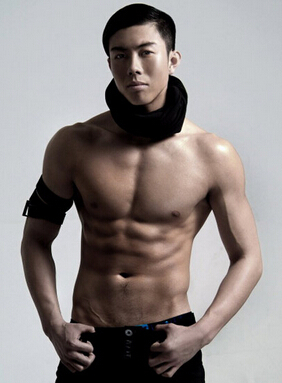 怎么练胸肌 难抗拒的四招打造胸肌维度