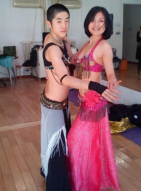 啤酒肚怎么减 跳肚皮舞消除啤酒肚