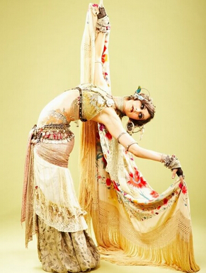 肚皮舞减肥 肚皮舞三式消除腰部 救生圈