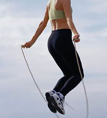 跳绳的作用有哪些 跳绳能瘦腿吗