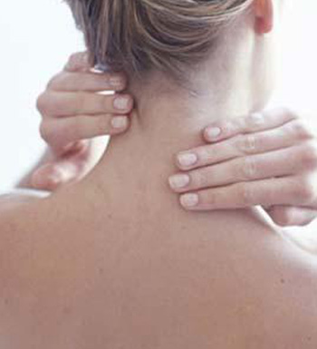 如何保护颈椎健康 保护颈椎健康需加强运动锻炼