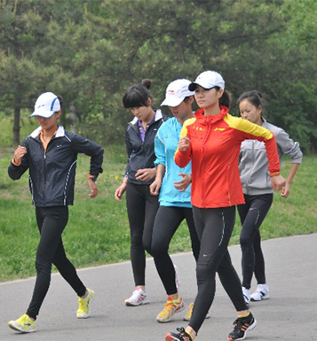 竞走运动的好处 竞走健身需注意的竞走技巧
