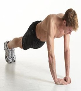 俯卧撑的好处 俯卧撑炼胸肌的方法