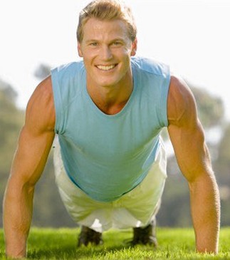 俯卧撑的好处 男人做俯卧撑的各种好处