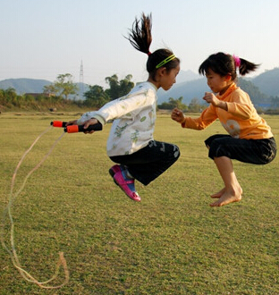 花式跳绳法 叫你如何跳绳跳出花样
