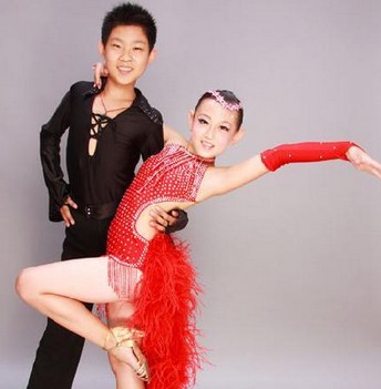 学习拉丁舞要掌握的基本姿态