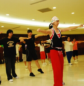 教你如何从头美到尾 有氧舞蹈