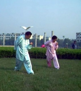 太极养生 打太极拳配音乐效果更好