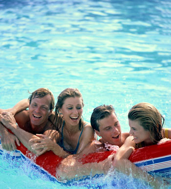 掌握8个游泳减肥小常识 游出魔鬼好身材