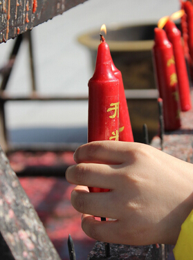 拜佛礼仪 供香礼拜的方法