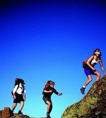 赤脚爬山 赤脚爬山的好处