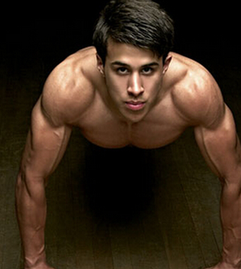 俯卧撑的好处 练出肌肉好简单