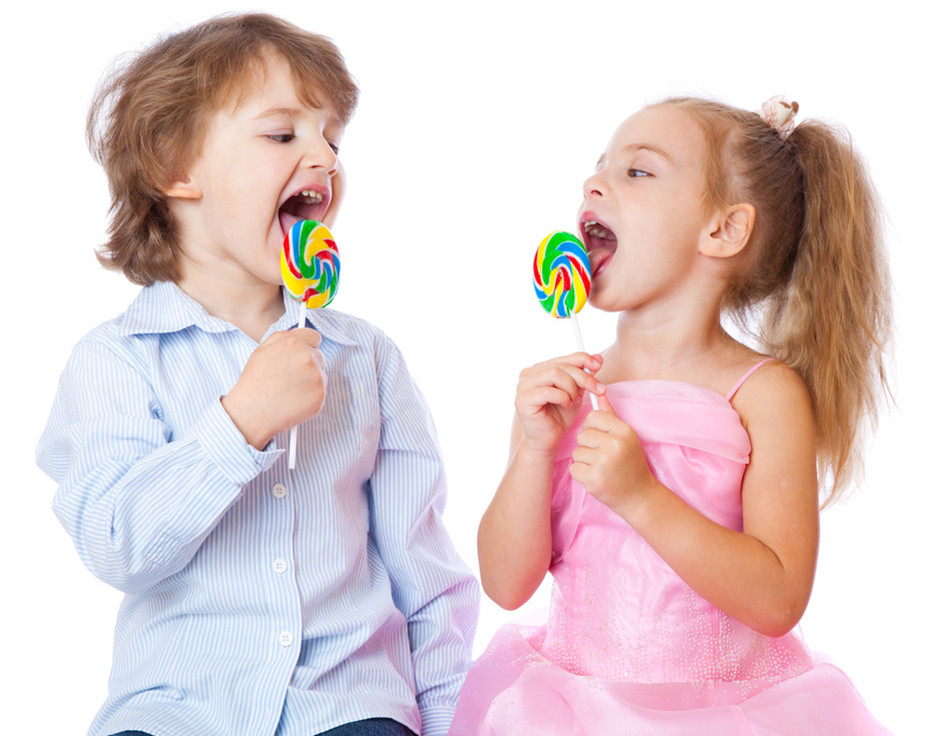 吃糖加速衰老 有氧运动要适量 少吃糖多运动