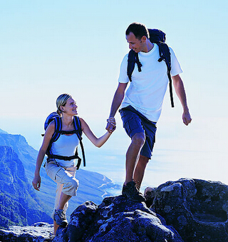 如何科学爬山 爬山健体强身要讲科学