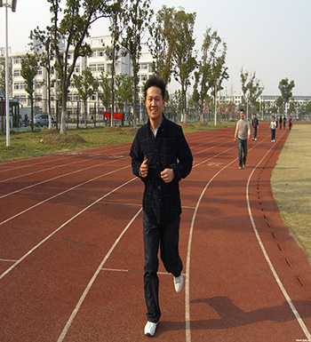 长跑的好处  增强体质提高心肺功能