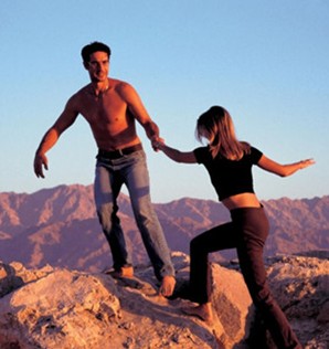 爬山鞋选购 爬山如何山鞋子呢