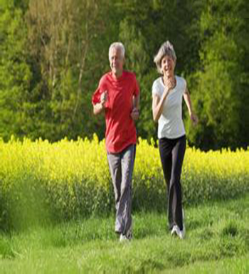 老年人慢跑的好处  强身壮骨增强心肺功能