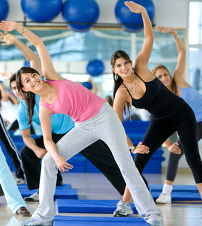 美人鱼的简易游泳健身操 改善身材