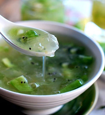 皮肤干燥枯黄怎么办 一日三餐补充维生素C