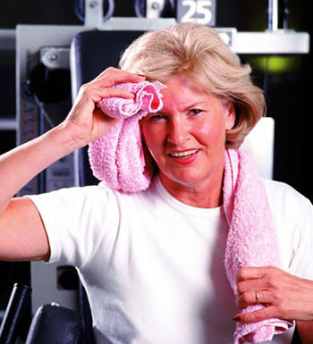 夏季异常出汗需警惕 谨防身体疾病