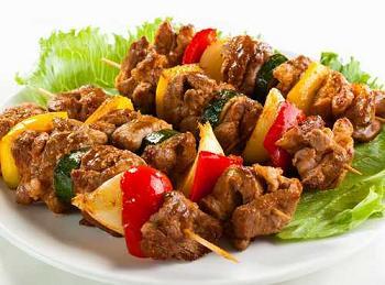 泡烧烤摊查出胃癌晚期 怎样健康吃烧烤