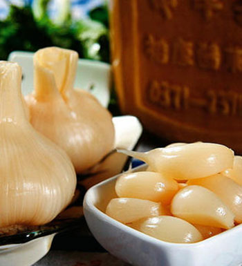 扬州男子吃生蒜致神志不清 该怎么吃大蒜