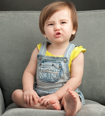 宝宝手脱皮是怎么回事 宝宝的手为什么会脱皮