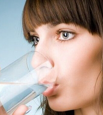 办公室 闷热办公室里保健法