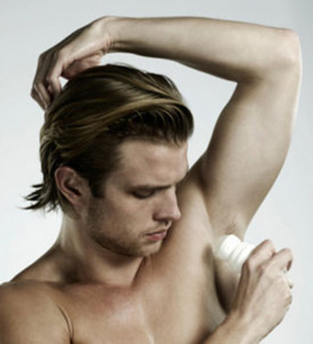 夏季腋下出汗怎么办 12个小妙招摆脱汗臭尴尬