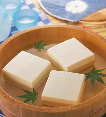 早上不要空腹喝蜂蜜水 喝蜂蜜水的11个禁忌