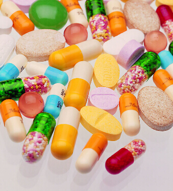 美女乳房 女人一生 乳 此动人