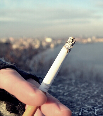 青春之旅 女性如何摆脱年龄恐惧症