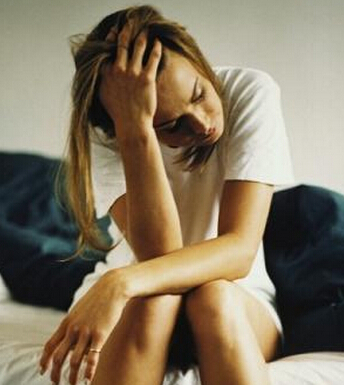 落枕了什么办法最有效 落枕的十大治疗对策