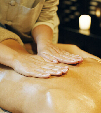 长寿花 老人长寿的按摩秘法