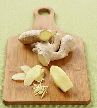 皮肤干燥怎么办 健康从 五戒 吃起告别干燥