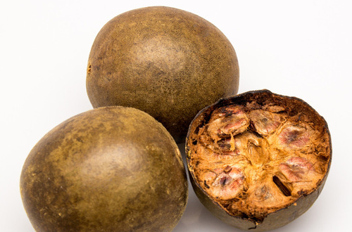 罗汉果泡水喝的功效   清热润肺利咽开音