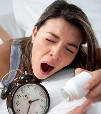 女性更年期保健 更年期的女人睡前请别做这些