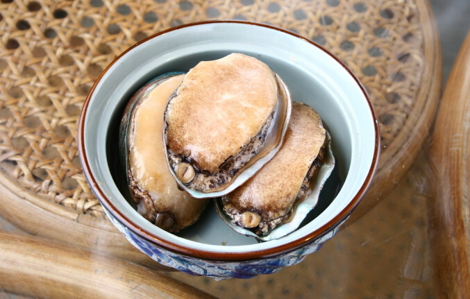 鲍鱼怎么吃 鲍鱼的营养价值和食用禁忌