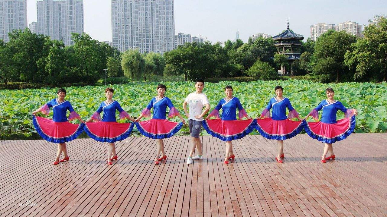 红遍全中国的楠楠广场舞