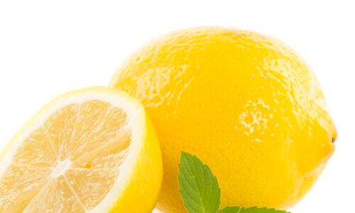 柠檬的功效与作用    抗菌消炎清热化痰