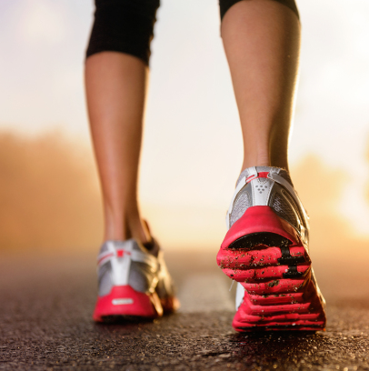 软组织损伤怎么办  坚持按摩或拍打膝部