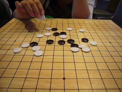 智慧的对决，教你围棋下法
