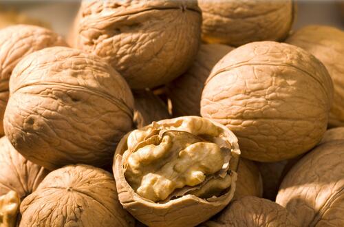 吃核桃有什么好处   补大脑益心脏