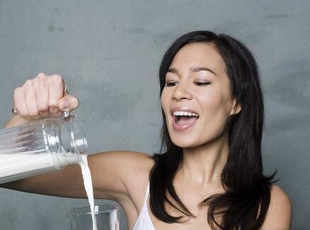 牛奶的营养价值 每天喝牛奶的好处