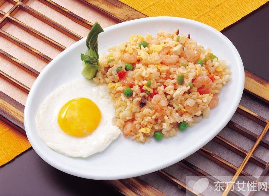 炒饭怎么做好吃 三款美味炒饭诱惑你的胃