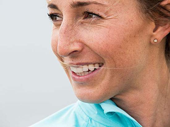 老年人纠结怎样防止长老年斑