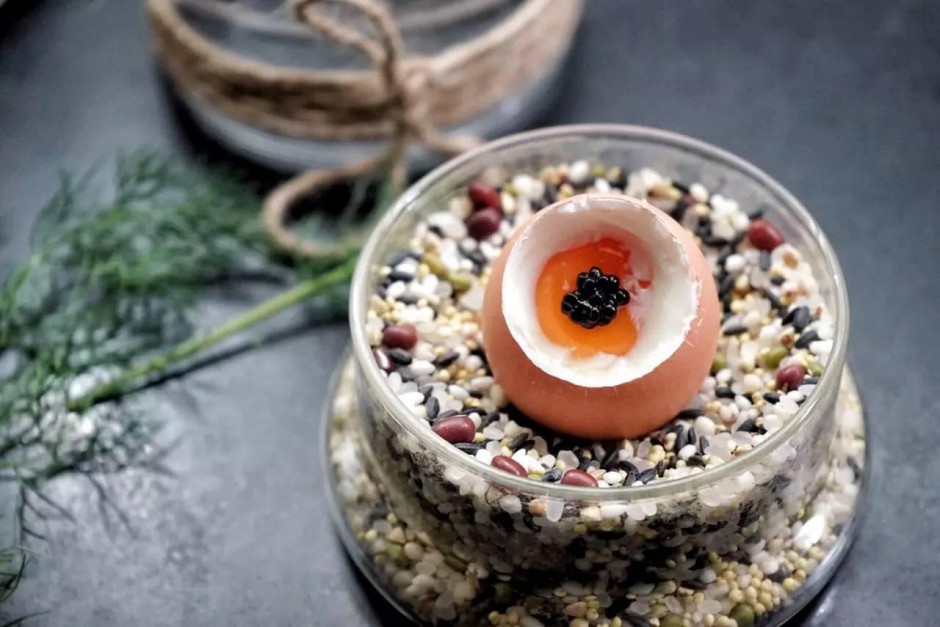 鱼子酱怎么吃 细数俄罗斯鱼子酱的营养价值