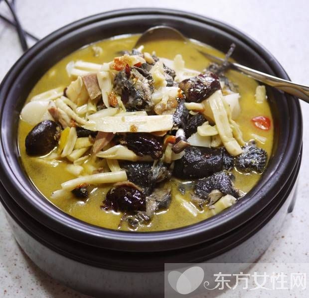 如何制作酸萝卜老鸭汤 9大步骤轻松学会