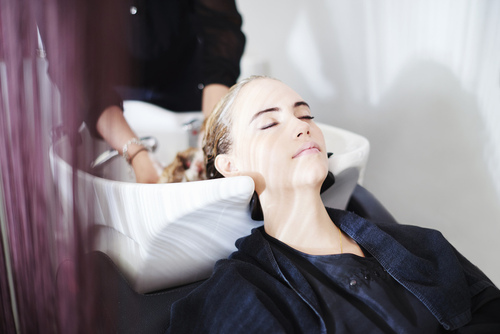 月经期能洗头吗 小编解你知